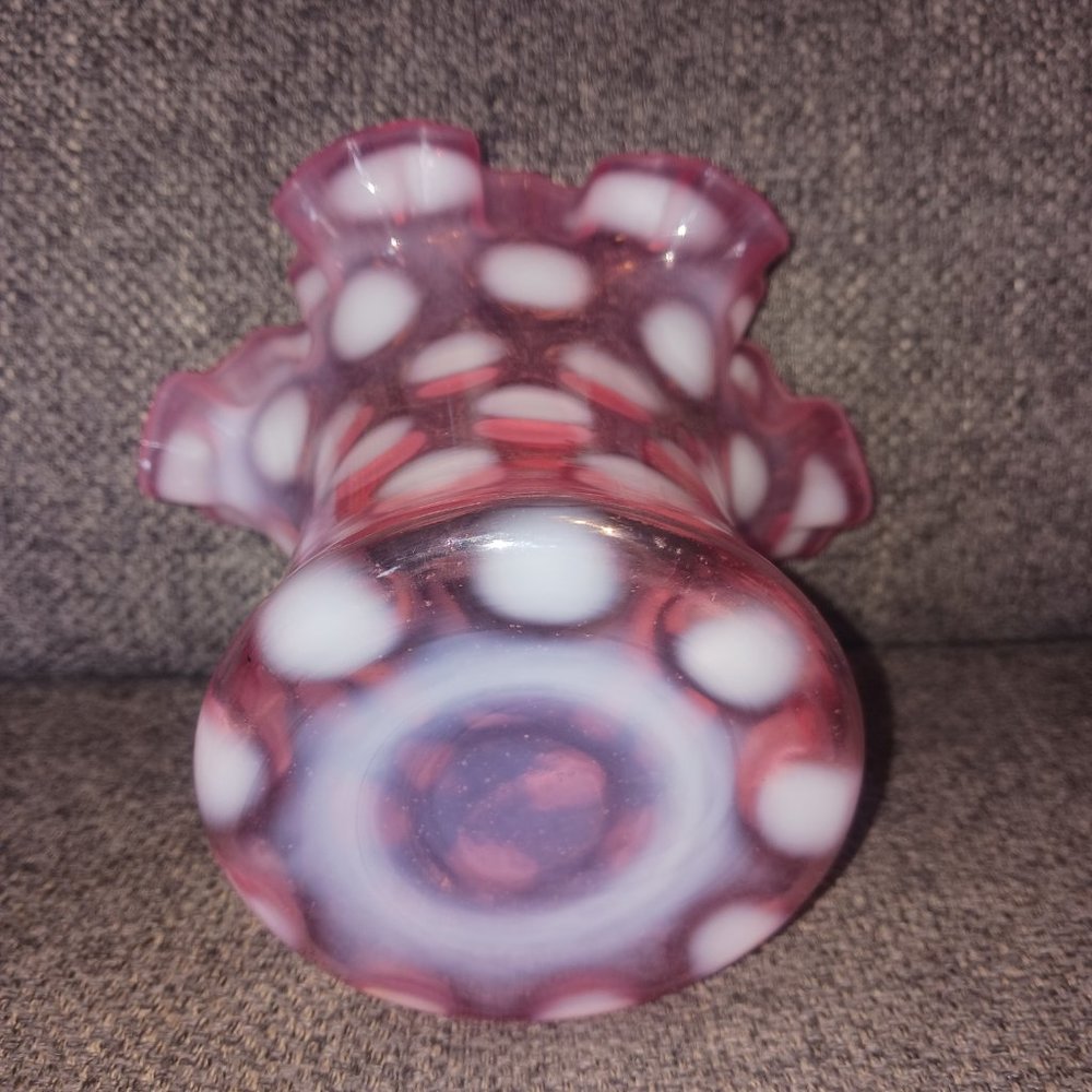 Antique Fenton Cranberry Opalescent Coin Spot Vase - Picture 5 of 5